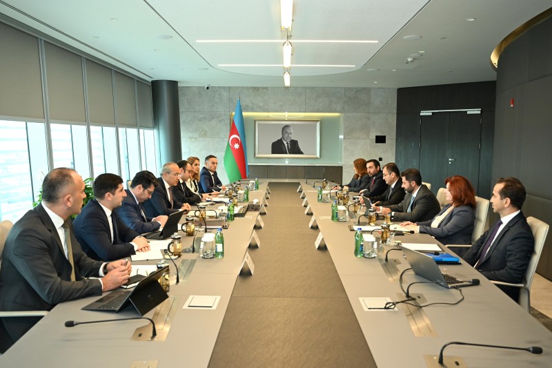 Qara Dəniz Ticarət və İnkişaf Bankı ilə əməkdaşlığın genişləndirilməsi müzakirə olunub